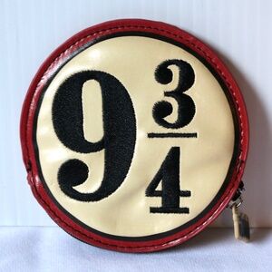 Harry Potter 9 3/4 Zippered Change Coin Purse Officially Licensed